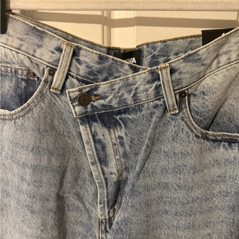 NWT Fashion Nova Crossover Straight Leg Jeans - Light Blue Wash sz 15 - Picture 4 of 8